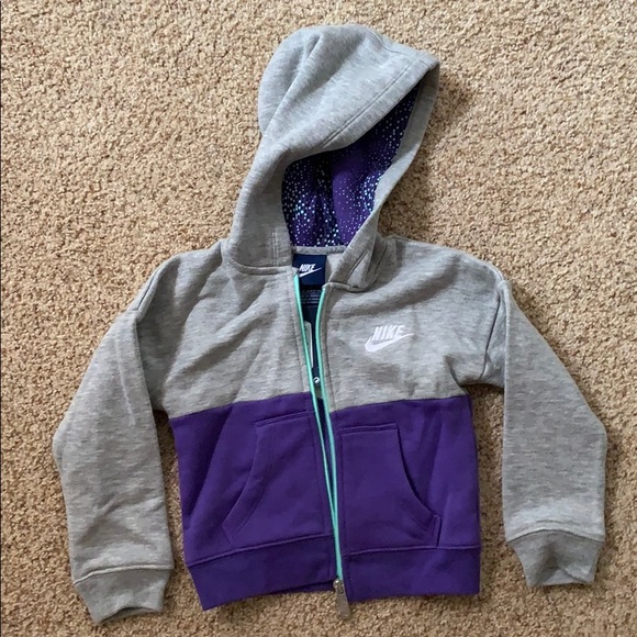NWT Nike kids hoodie, size 3T - Picture 1 of 3